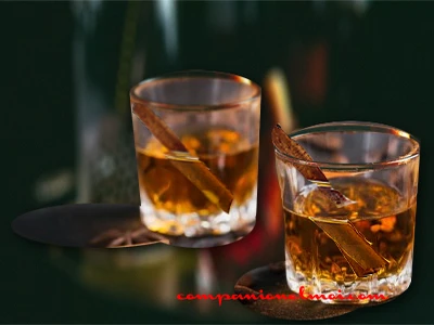 Cocktail de whisky à la cannelle