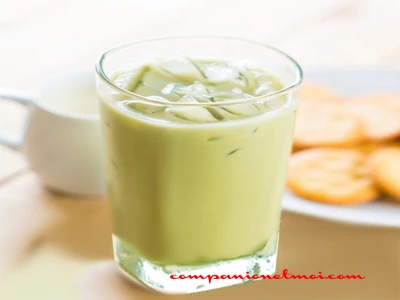 Matcha latte aux noix