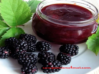 Confiture de fruits rouges