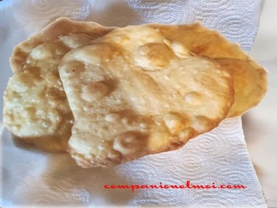 Beignets salés dominicains ou yaniqueques