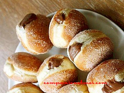 Brioches saoudiennes aux dattes
