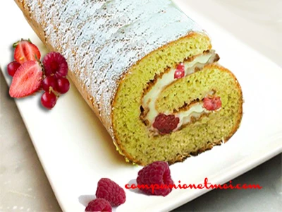 Bûche aux pistaches et aux fruits rouges