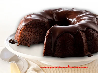 Bundt cake au chocolat et à la cardamome