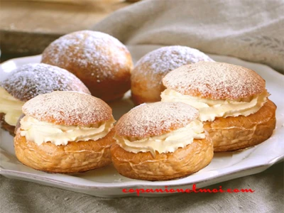 Buns estoniens à la chantilly