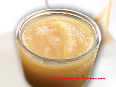 Compote de poire à la cardamome pour bébé