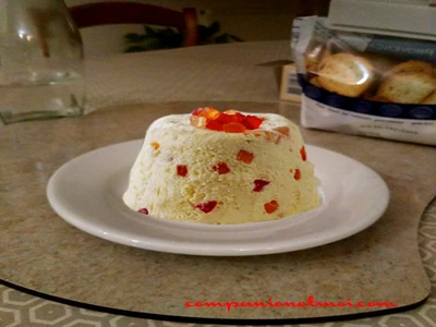Gâteau au fromage frais et fruits confits