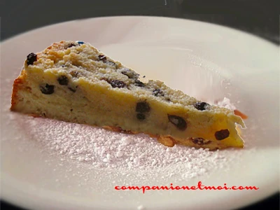 Gâteau de semoule aux raisins secs