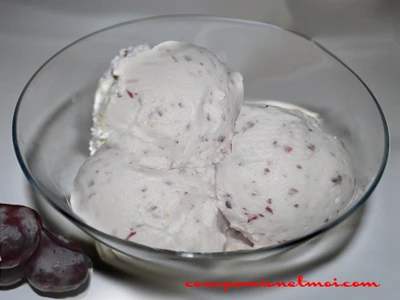 Glace aux raisins noirs