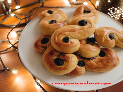 Lussekatt brioches suédoises de la Sainte-Lucie