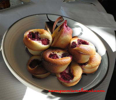 Muffins pour noël à la ricotta aux framboises et amandes
