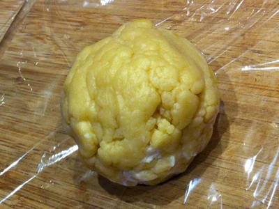 Pate brisée en boule
