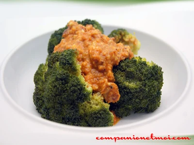 Brocoli à la sauce romesco