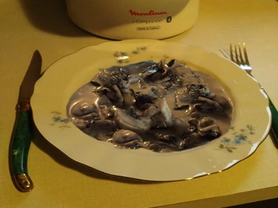 Champignons en sauce