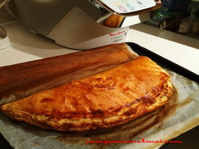 Chausson aux lardons et au fromage