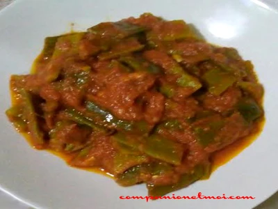 Haricots plats à la tomate