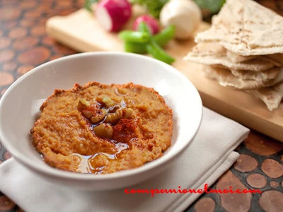 Muhammara ou pâté de poivrons rouges