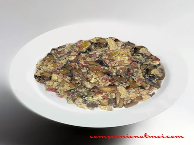 Oeufs brouillés aux champignons
