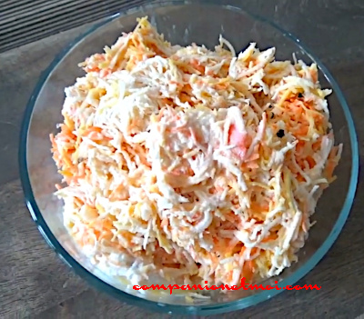 Salade coleslaw chou-rave et carotte