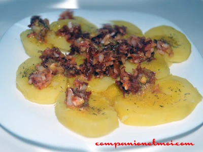 Salade de pommes de terre et tomates séchées