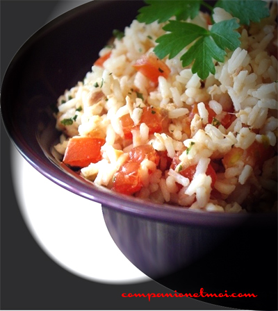 Salade de riz au thon et tomates