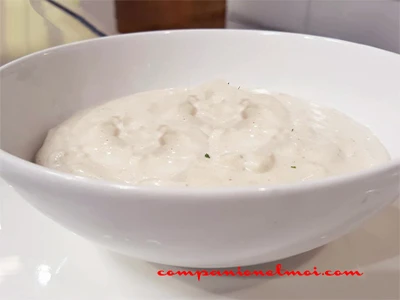 Sauce orientale au yaourt et à la purée de sésame