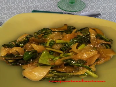 Sauté de blettes et d'échalotes