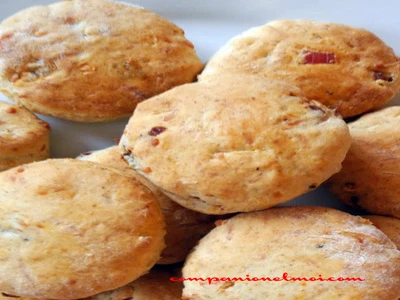 Scones cheddar et ciboulette