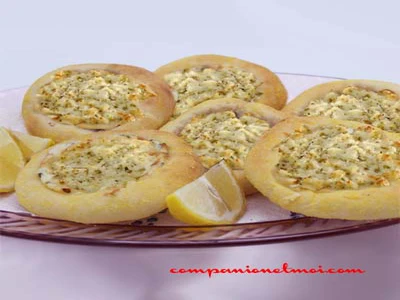 Sfiha au fromage ou tartelettes libanaises sans gluten