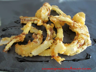 Tempura d'oignons