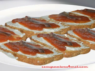 Toasts à la marmelade aigre-douce