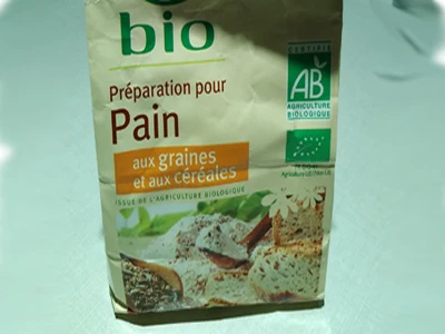 Pain aux graines et aux céréales