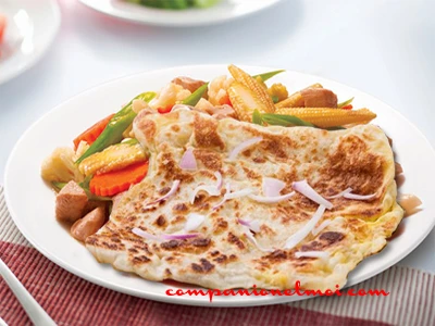 Roti bawang ou pain malaisien à l'oignon
