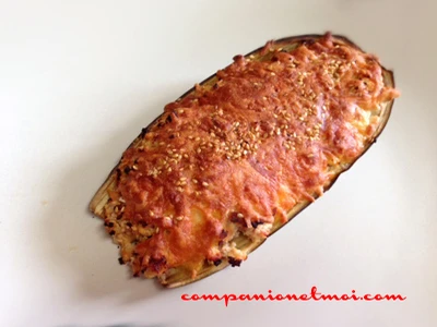Aubergines farcies au poulet et jambon