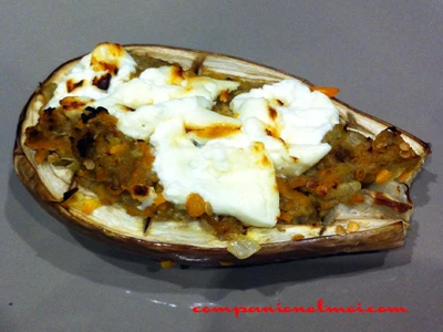 Aubergines farcies et fromage de chèvre