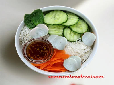 Bò bún végétarien