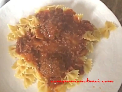 Boulettes de boeuf à la sauce tomate