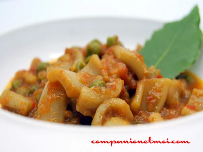 Calmars sauce poivrons