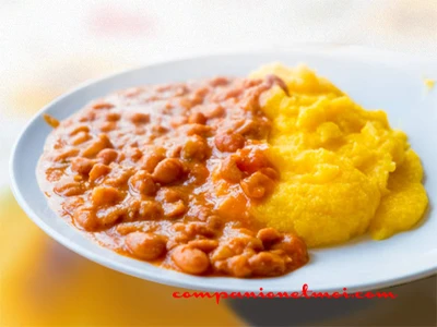 Fèves au lard et polenta