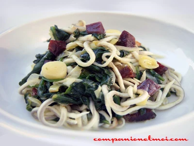 Gulas aux épinards poireaux et jambon