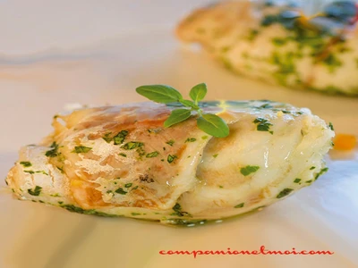 Loup de mer aux fines herbes