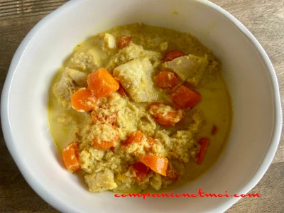 Merlu sauce coco aux carottes