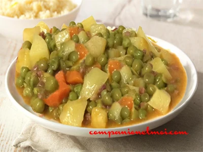 Mijoté de petits pois carottes et pommes de terre
