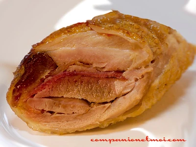 Mini rôti de poulet farci aux dattes