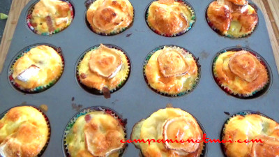 Mini soufflés aux poireaux lardons fumés et chèvre
