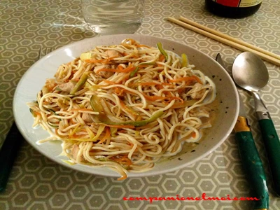 Nouilles chinoises courgette carottes