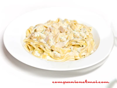 One pot pasta au jambon fromage