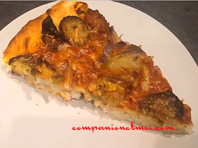 Pizza double bolognaise et légumes