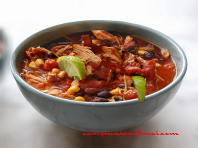Poulet déchiqueté à la mexicaine