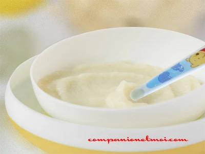 Purée de chou-fleur et de pomme de terre pour bébé