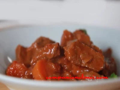 Ragout de boeuf sauce tomate et carottes